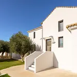 Eneos Boutique Residences - Poolside & Garden Retreats *