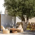 Eneos Boutique Residences - Poolside & Garden Retreats Szálloda Koróni