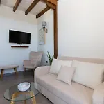 Eneos Boutique Residences - Poolside & Garden Retreats Szálloda *