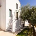 Szálloda Eneos Boutique Residences - Poolside & Garden Retreats Koróni