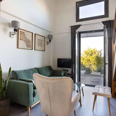 Eneos Boutique Residences - Poolside & Garden Retreats Koróni