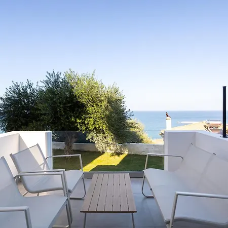 Eneos Boutique Residences - Poolside & Garden Retreats