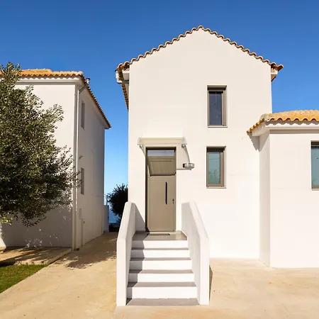 Eneos Boutique Residences - Poolside & Garden Retreats * Koróni