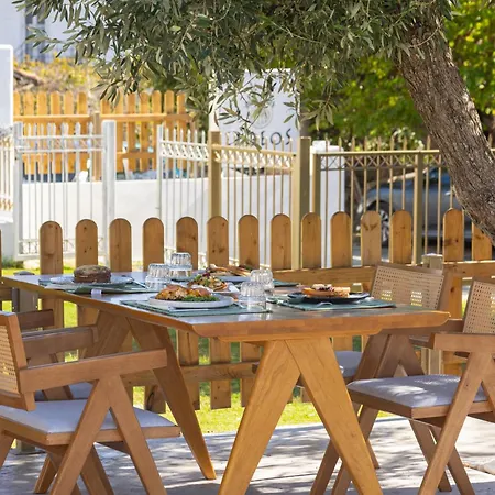 Eneos Boutique Residences - Poolside & Garden Retreats