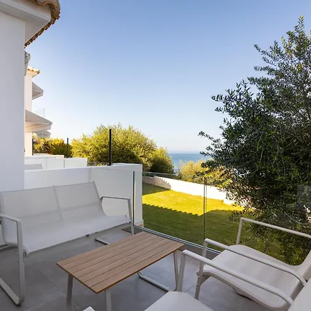 Eneos Boutique Residences - Poolside & Garden Retreats *