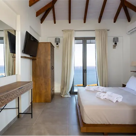 Ξενοδοχείο Eneos Boutique Residences - Poolside & Garden Retreats *