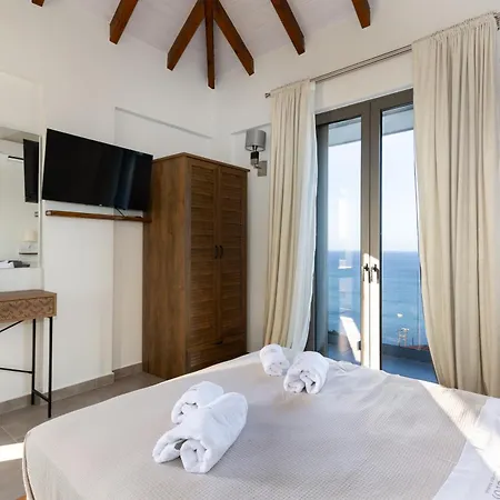 Eneos Boutique Residences - Poolside & Garden Retreats Ξενοδοχείο