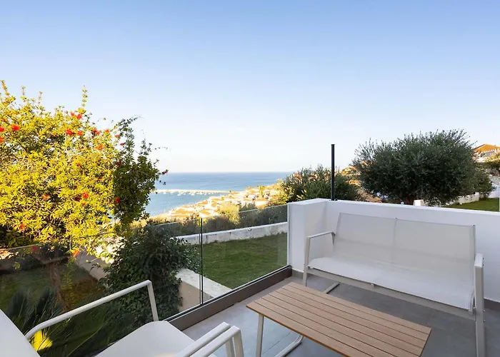 Eneos Boutique Residences - Poolside & Garden Retreats Hotel Koróni