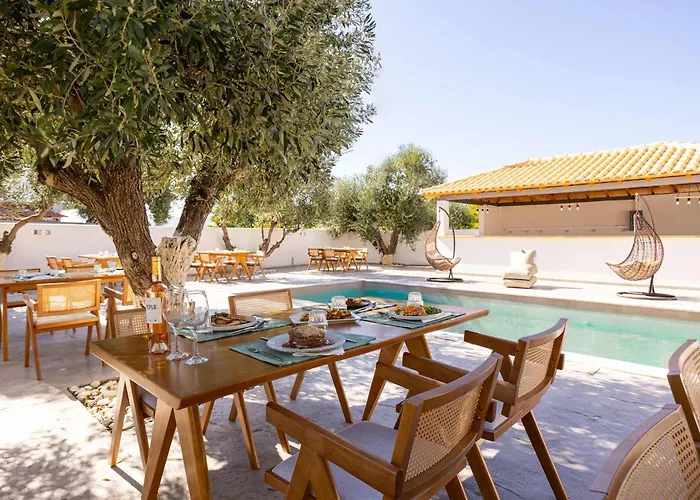 Eneos Boutique Residences - Poolside & Garden Retreats Hotel