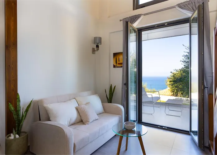 Hotel Eneos Boutique Residences - Poolside & Garden Retreats *