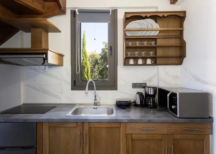 Hotel Eneos Boutique Residences - Poolside & Garden Retreats Koroni (Messinia)