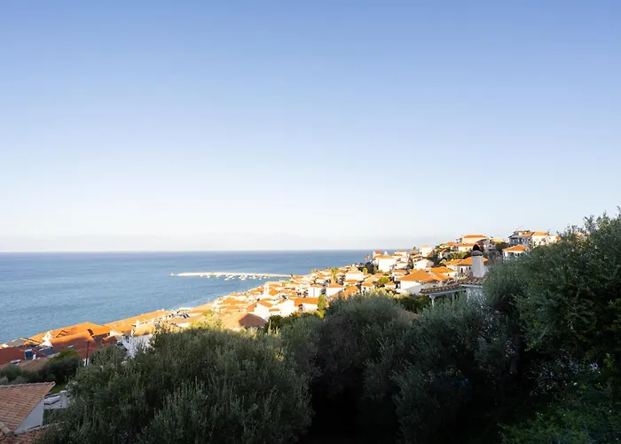 Eneos Boutique Residences - Poolside & Garden Retreats * Koróni