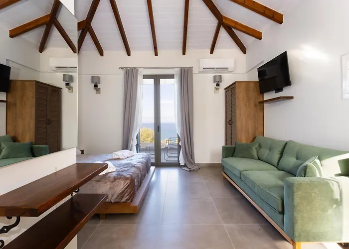 Hotel Eneos Boutique Residences - Poolside & Garden Retreats Koroni (Messinia)