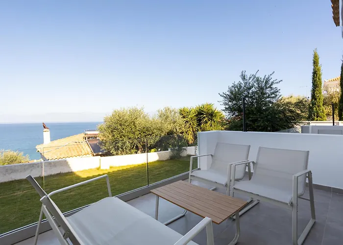 Hotel Eneos Boutique Residences - Poolside & Garden Retreats