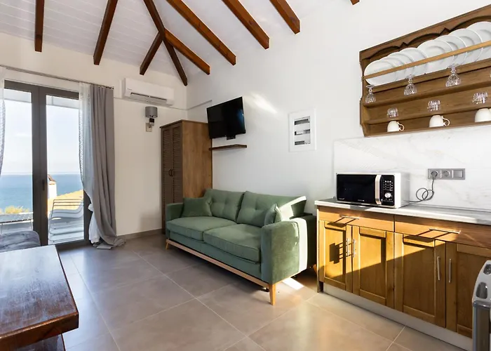 Eneos Boutique Residences - Poolside & Garden Retreats Koroni (Messinia)