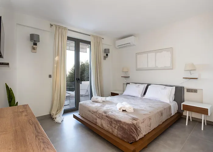 Eneos Boutique Residences - Poolside & Garden Retreats Hotel